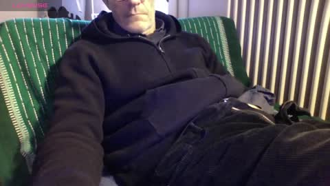 Bi sexy guy lovense hush is on private is open or password show tip if you like. online show from 02/14/26, 09:50