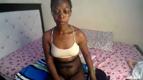 Snapshot of mynameiswet chatting on 05/26/26, 05:14 mynameiswet online show from 05/26/26, 05:14