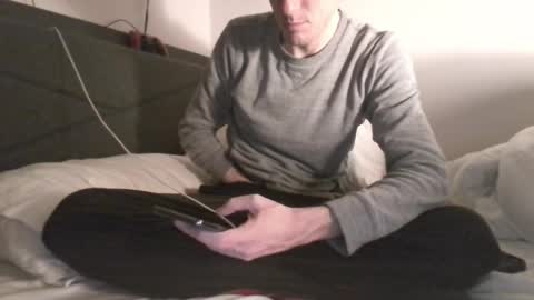 Snapshot of mynaughtyacct chatting on 04/07/26, 04:46 Felt like showing off online show from 04/07/26, 04:46