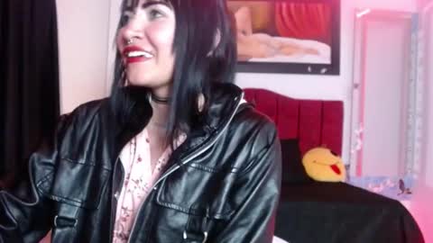 myomi online show from 01/21/25, 02:43