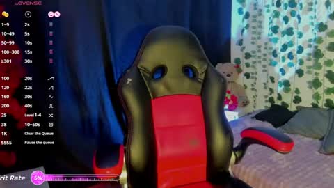 Snapshot of myomi_nix chatting on 07/15/26, 02:17 myomi online show from 07/15/26, 02:17