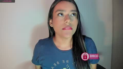 Snapshot of mypretty_isabella chatting on 12/19/24, 04:02 Bella online show from 12/19/24, 04:02