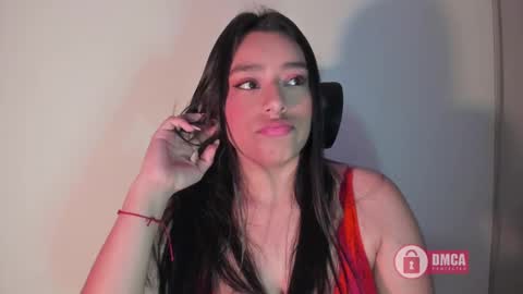 Snapshot of mypretty_isabella chatting on 02/27/25, 05:45 Bella online show from 02/27/25, 05:45