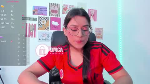 Bella online show from 06/18/26, 02:01