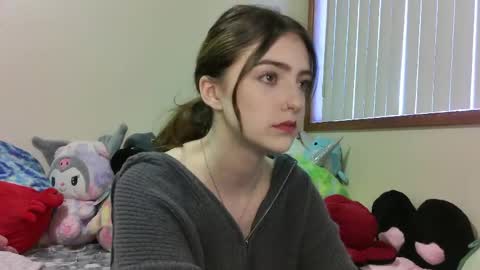 myrawood online show from 04/04/26, 01:37