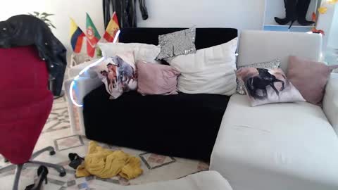 Myrna Sessions online show from 02/02/25, 02:13