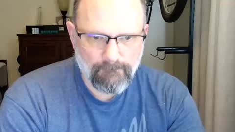 Snapshot of mysecretaccount0311_bravo chatting on 04/11/26, 08:13 Just hanging out - No pressure online show from 04/11/26, 08:13