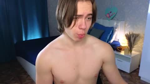 Mickey online show from 02/21/25, 12:05