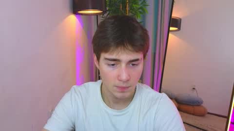 Mickey online show from 03/03/26, 01:50