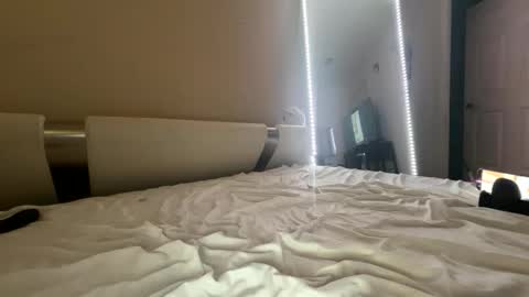 Snapshot of myspecsquirt4u1on1 chatting on 03/07/26, 04:37 Soiwanttoummm online show from 03/07/26, 04:37