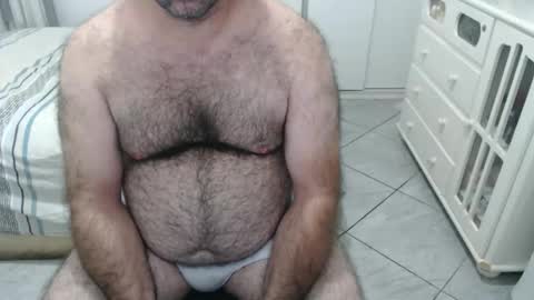 Snapshot of mysterbearmg chatting on 04/13/26, 01:11 mysterbearmg online show from 04/13/26, 01:11