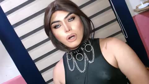 Snapshot of mysterious_diva chatting on 05/20/26, 07:09 SUPPORT GODDESS TRISHA AND DONT FORGET TO FOLLOW ME online show from 05/20/26, 07:09