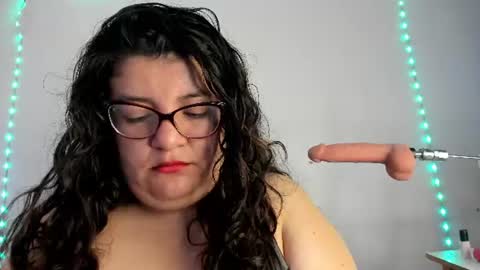 Snapshot of mystery_psique chatting on 06/19/26, 04:00 mystery_psique online show from 06/19/26, 04:00