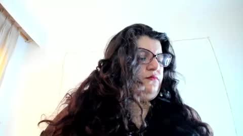 Snapshot of mystery_psique chatting on 06/28/26, 02:23 mystery_psique online show from 06/28/26, 02:23