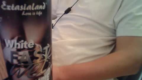 Snapshot of mysteryboy497 chatting on 10/25/25, 09:06 mysteryboy497 online show from 10/25/25, 09:06