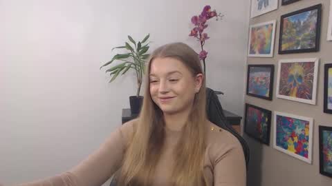 Erica online show from 02/28/25, 07:48