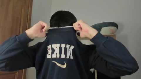 Snapshot of mystic_evan chatting on 11/11/25, 11:27 Evan Brown online show from 11/11/25, 11:27