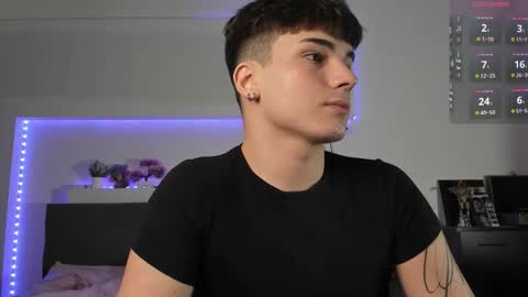 Snapshot of mystic_evan chatting on 03/25/26, 09:10 Evan Brown online show from 03/25/26, 09:10