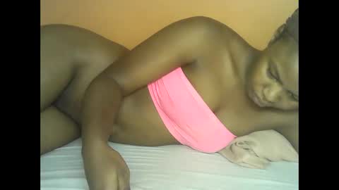 Snapshot of mystic_linna chatting on 04/13/26, 04:29 mystic_linna online show from 04/13/26, 04:29