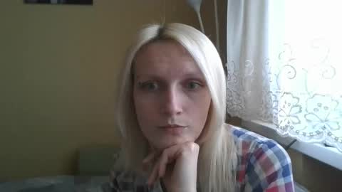 Snapshot of mystical_witch chatting on 06/03/26, 04:12 mystical_witch online show from 06/03/26, 04:12