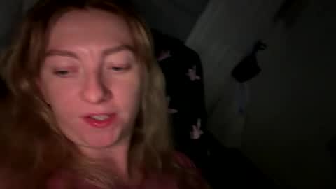 Snapshot of mysticalraina25 chatting on 05/05/26, 05:37 mysticalsex online show from 05/05/26, 05:37