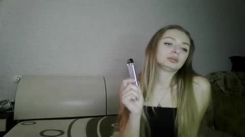 Snapshot of mysticglimmer chatting on 12/18/25, 10:54 Anika online show from 12/18/25, 10:54