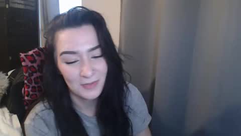 Snapshot of mysticmuse94 chatting on 02/15/25, 02:44 MysticMuse online show from 02/15/25, 02:44