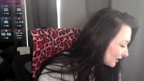 Snapshot of mysticmuse94 chatting on 03/06/25, 06:26 MysticMuse online show from 03/06/25, 06:26