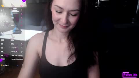 Snapshot of mysticmuse94 chatting on 09/11/25, 03:23 MysticMuse online show from 09/11/25, 03:23