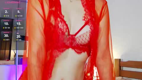 Snapshot of mystique_girl_ chatting on 10/26/25, 06:03 Angeline online show from 10/26/25, 06:03