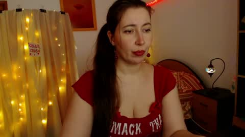 Snapshot of mystydew chatting on 04/15/26, 11:39 MystyDew online show from 04/15/26, 11:39