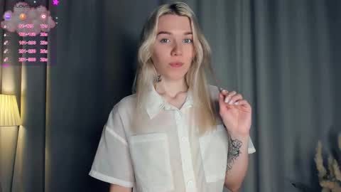 Olivia or just olive online show from 10/31/25, 07:48