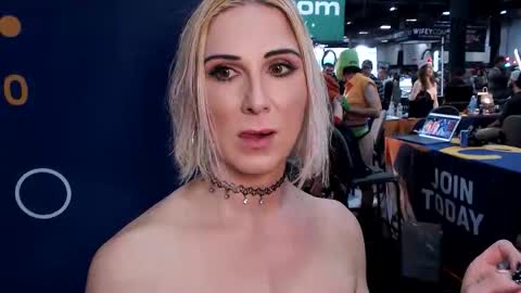 Jade Nyxxx online show from 10/25/25, 01:02