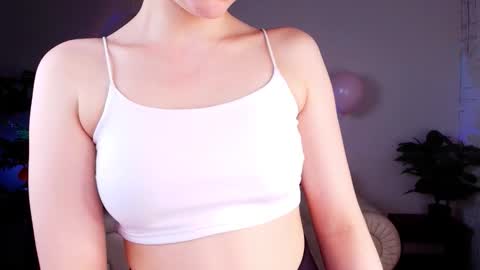 Snapshot of n0_nude chatting on 02/15/26, 07:51 Eva online show from 02/15/26, 07:51