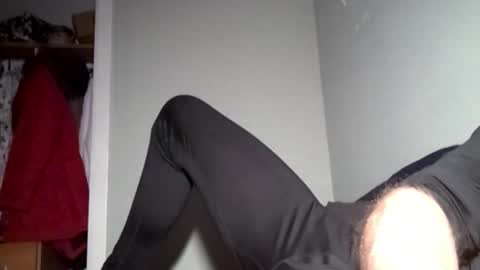 Snapshot of n33ds2br33d chatting on 11/21/25, 04:00 n33ds2br33d online show from 11/21/25, 04:00