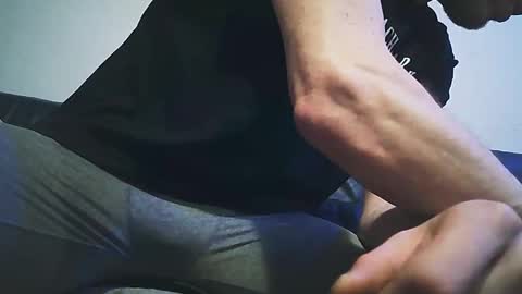 Snapshot of n3philim999 chatting on 12/08/24, 09:57 n3philim999 online show from 12/08/24, 09:57