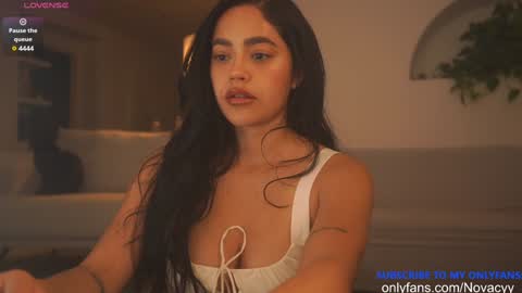 Snapshot of n_o_v_a chatting on 02/26/25, 03:32 Nova online show from 02/26/25, 03:32