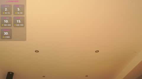 Snapshot of n_o_v_a chatting on 10/18/25, 05:25 Nova online show from 10/18/25, 05:25