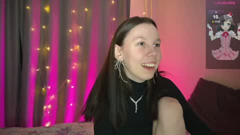 Snapshot of na_prikole_ chatting on 02/07/25, 09:15 Vanessa and Julia online show from 02/07/25, 09:15