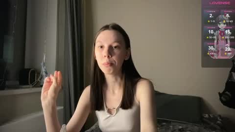 Snapshot of na_prikole_ chatting on 03/04/25, 08:05 Vanessa and Julia online show from 03/04/25, 08:05