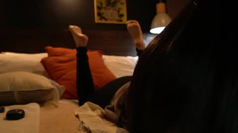 Snapshot of na_yeon_ chatting on 04/28/26, 03:11 AMY online show from 04/28/26, 03:11