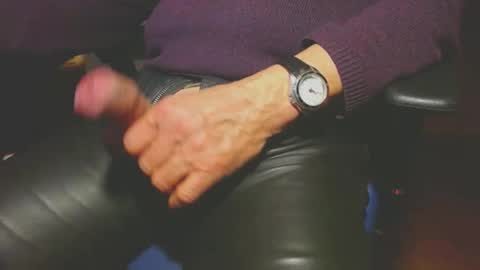 Snapshot of naaapa chatting on 01/27/25, 05:48 naaapa online show from 01/27/25, 05:48