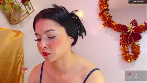 naamah_b online show from 12/23/24, 05:54