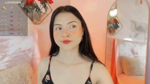 naamah_b online show from 09/24/25, 01:47