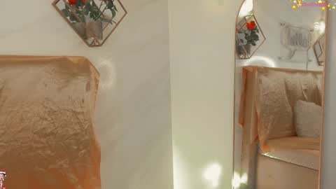 Snapshot of naamah_b chatting on 12/21/25, 01:51 naamah_b online show from 12/21/25, 01:51