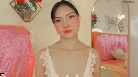 Snapshot of naamah_b chatting on 01/13/26, 02:22 naamah_b online show from 01/13/26, 02:22