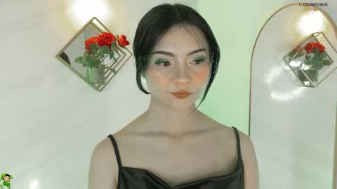 Snapshot of naamah_b chatting on 03/17/26, 02:42 naamah_b online show from 03/17/26, 02:42
