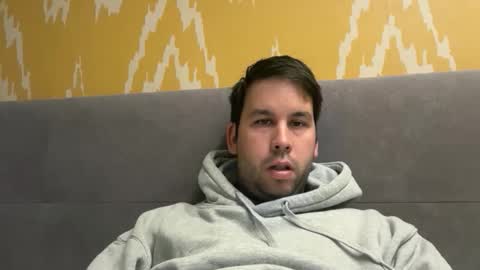 Snapshot of nachosev chatting on 04/23/26, 08:24 jesussevilla online show from 04/23/26, 08:24