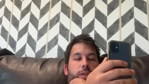 Snapshot of nachosev chatting on 08/06/26, 04:42 jesussevilla online show from 08/06/26, 04:42