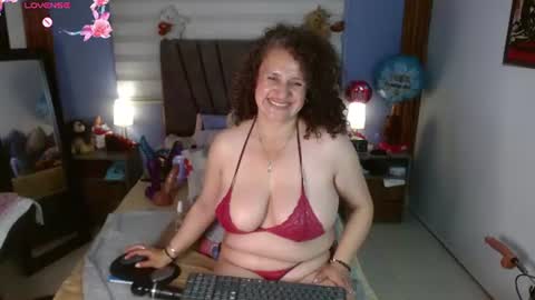 Snapshot of nadia_84 chatting on 06/22/26, 07:22 nadia_84 online show from 06/22/26, 07:22
